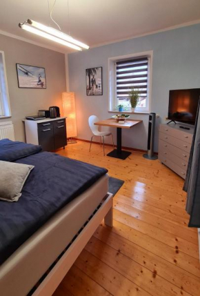 Modernes Privatzimmer -Room Cary Grant- nahe Frankfurt mit Miniküche, Alzenau